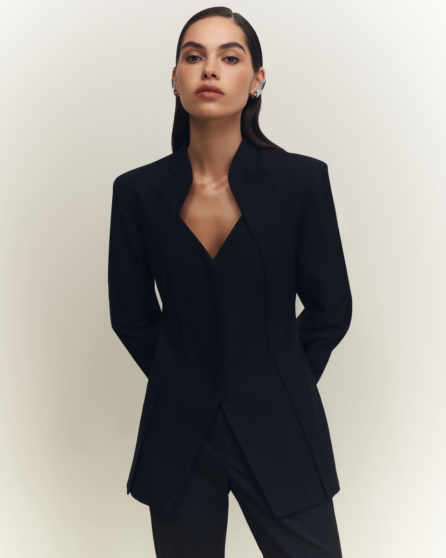 Jacket with curly lines