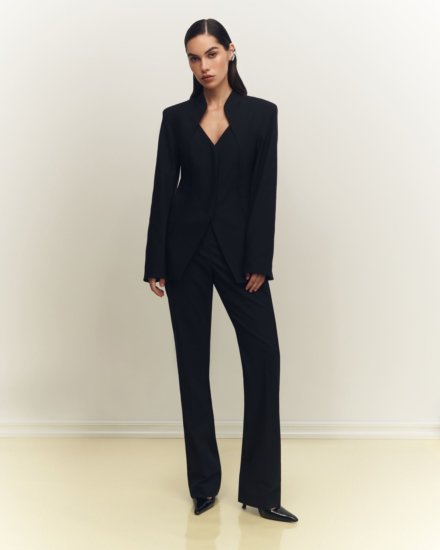 Jacket with curly lines