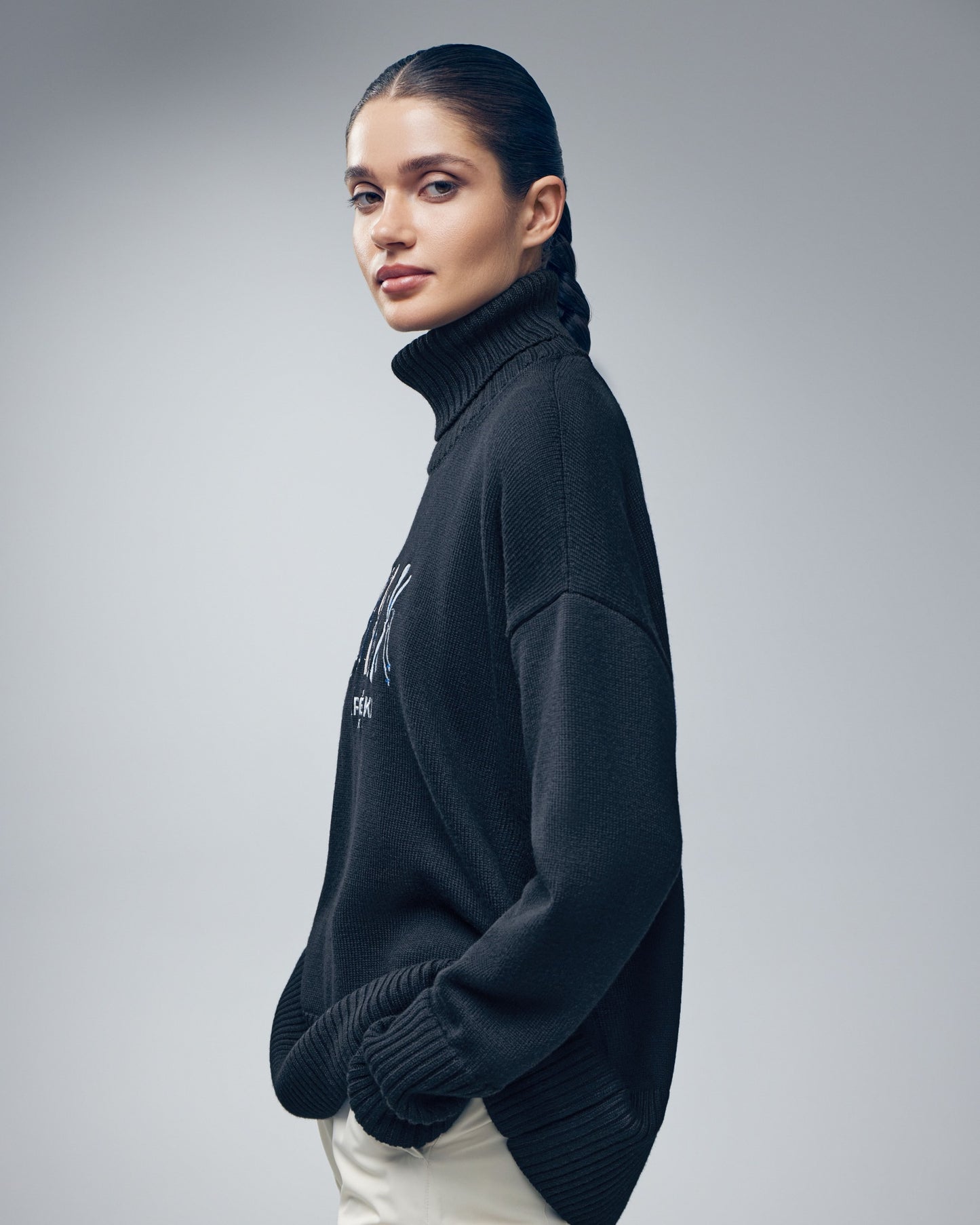 Apres Ski Sweater