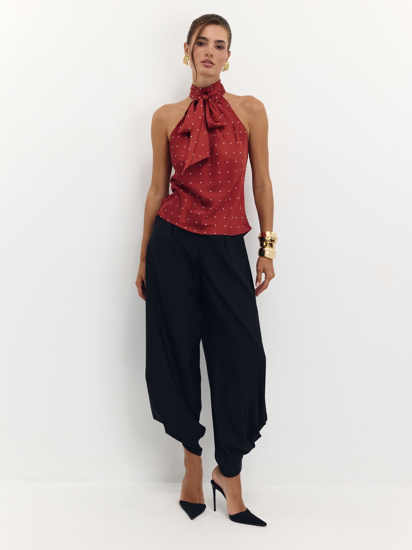 Top with Rosso Secco decorative scarf