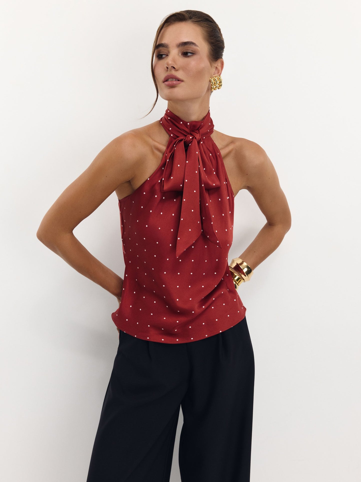 Top with Rosso Secco decorative scarf