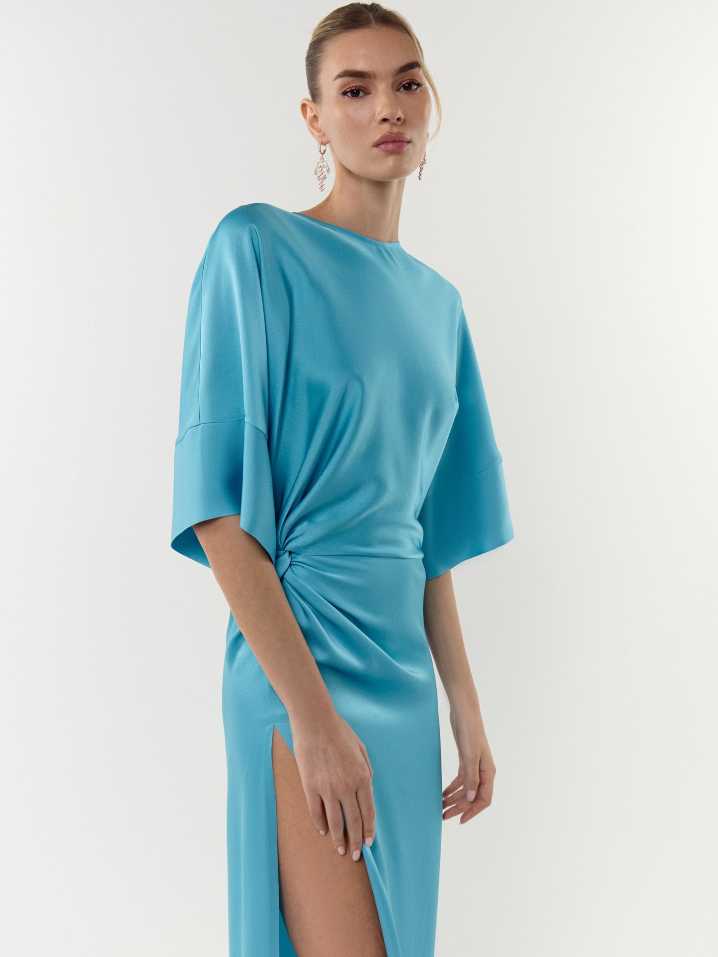 Maxi dress with Blue Lagoon Sleeves