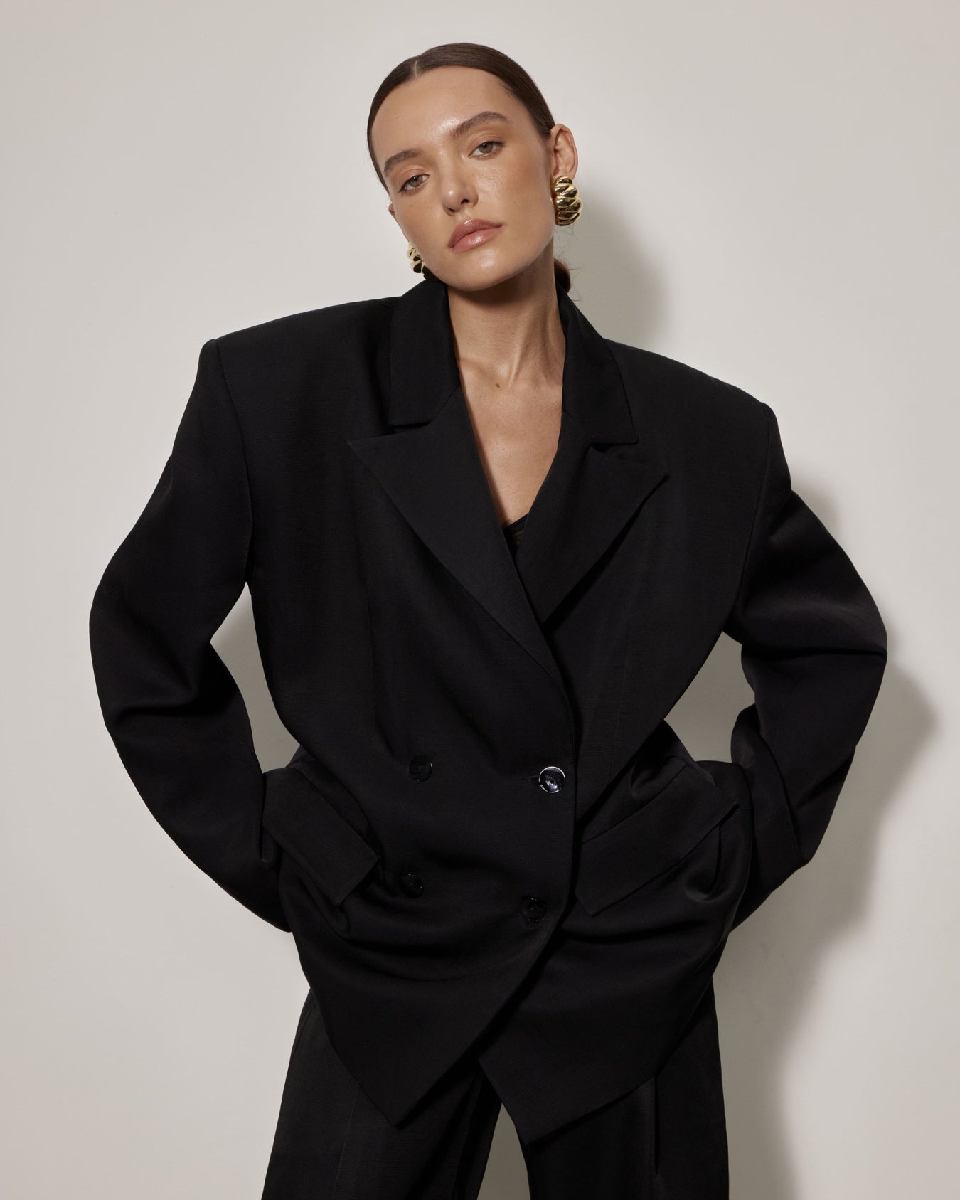 Italian Linen Bold Shoulder Jacket