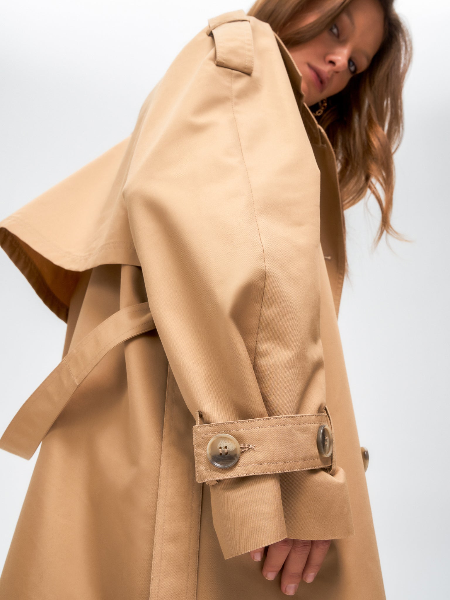 Raglan sleeve decorative tuck trench coat – Nude Story